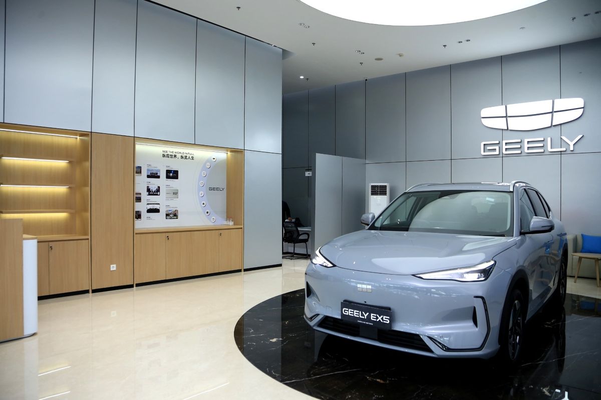 Cari Mobil Geely Cicilan Ringan? Ini Cara Mudah Memilih Model Terbaik